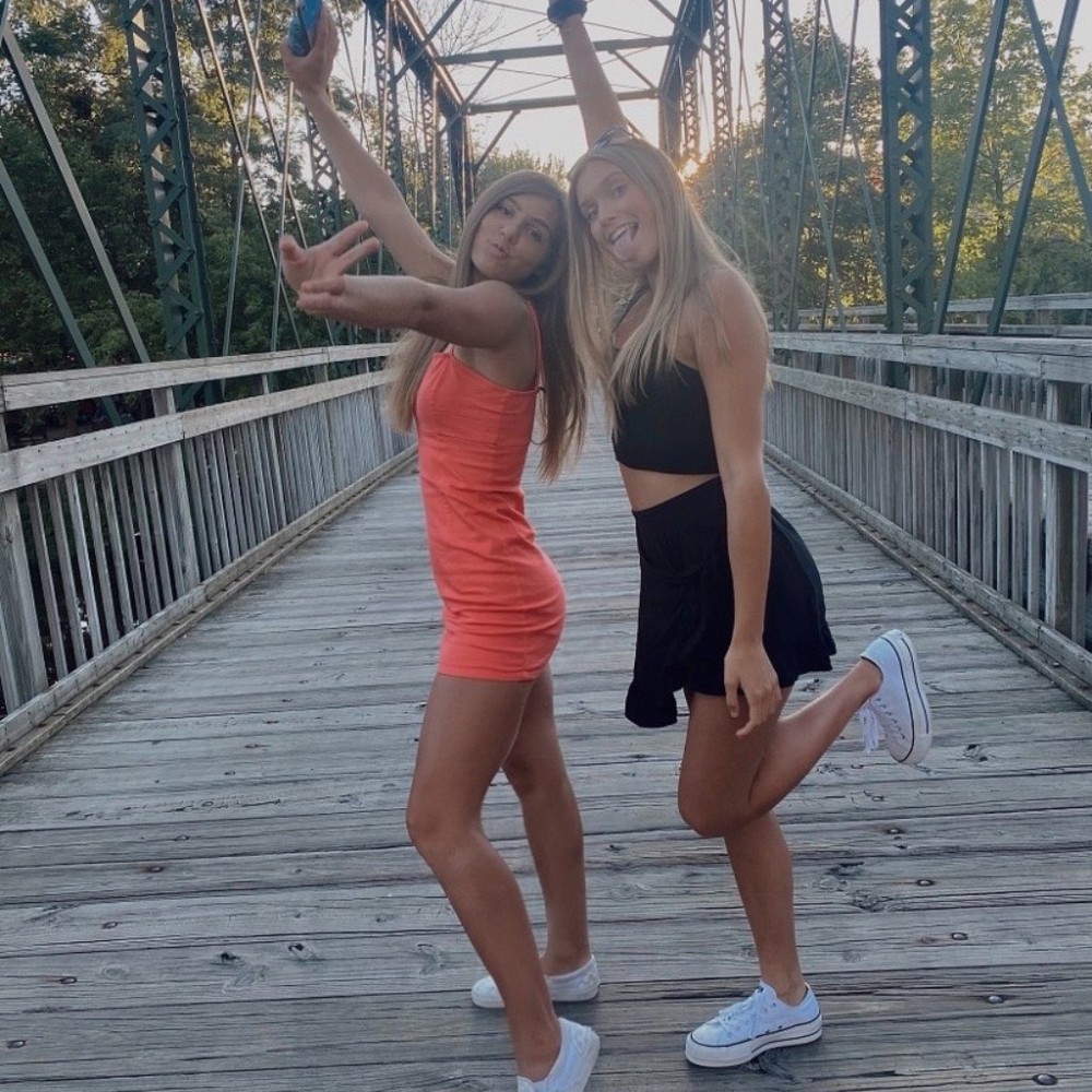 Meet your Posher, Delaney